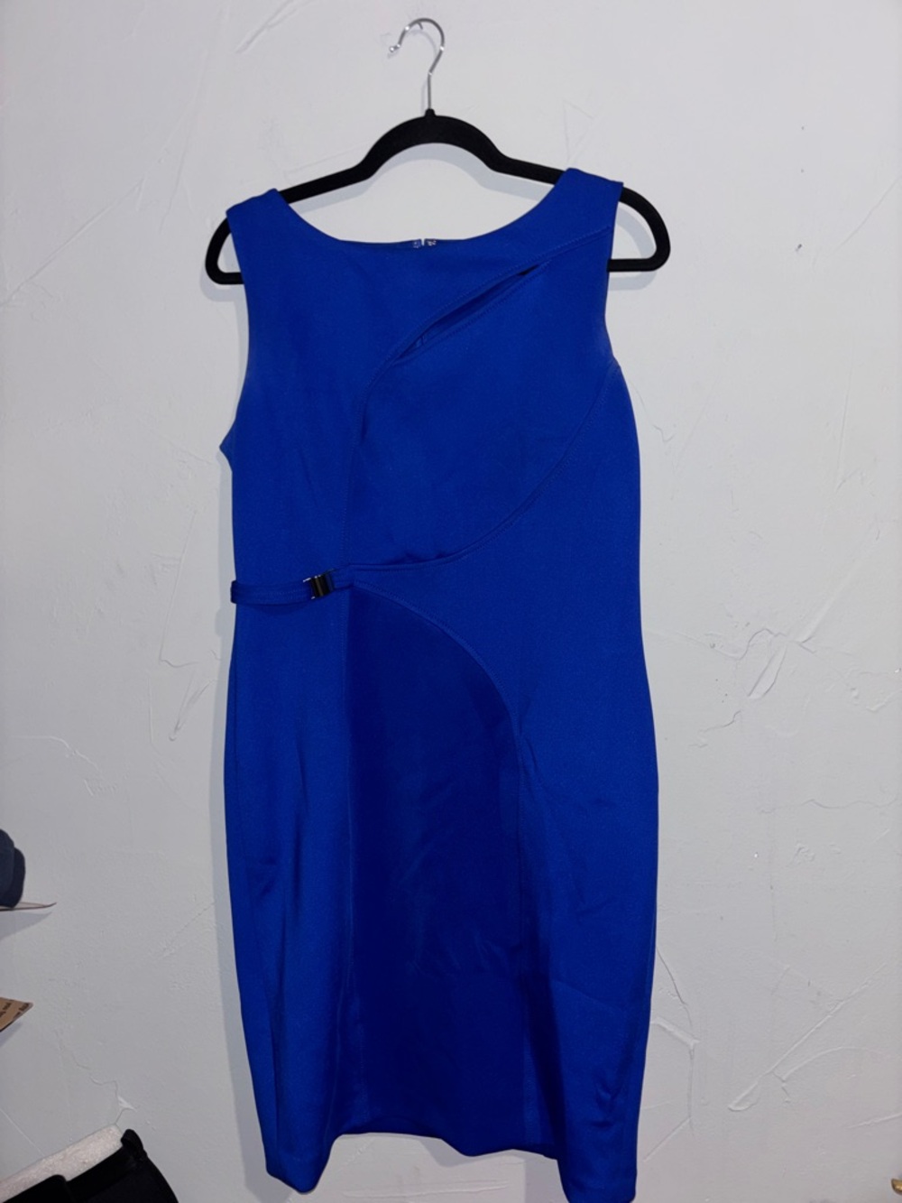 Calvin Klein Sleek Cobalt Blue Sleeveless Midi Dress